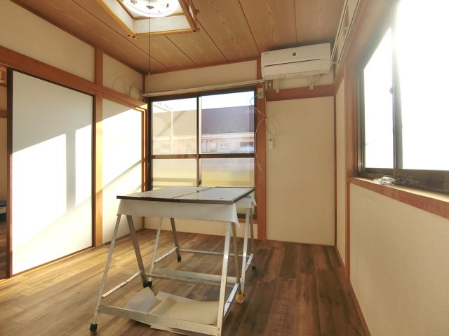 【寝室】 | シャトー壱番館 | 洋室