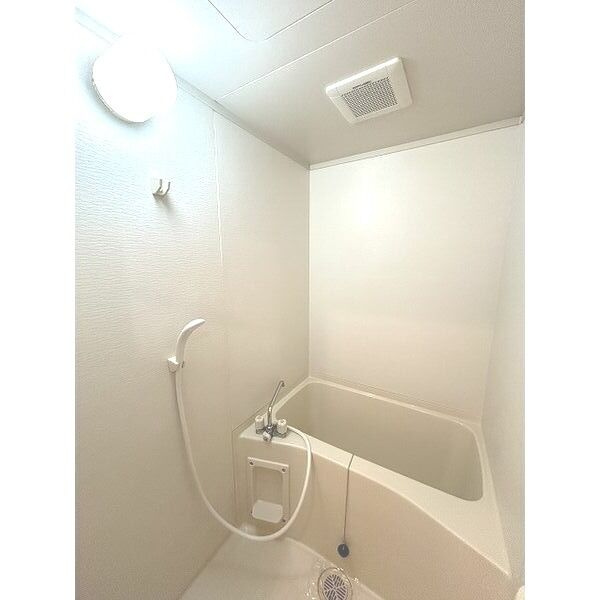 モアメゾン3の浴室