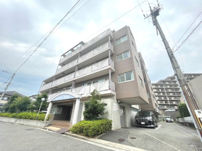 【外観】 | イーストヴィレッジ宮の前