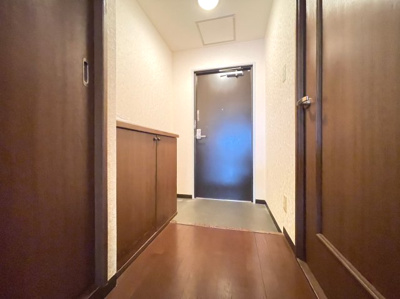 【玄関】 | イーストヴィレッジ宮の前