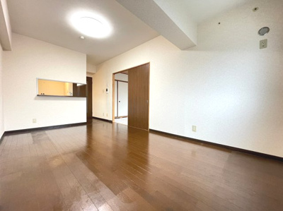 【内装】 | イーストヴィレッジ宮の前