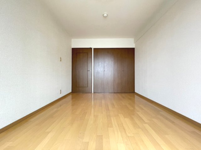 【洋室】 | イーストヴィレッジ宮の前