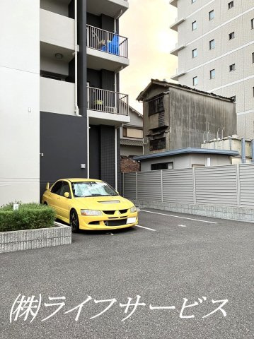 【駐車場】 | クリスタルエグゼ蒲生 | 駐車場
