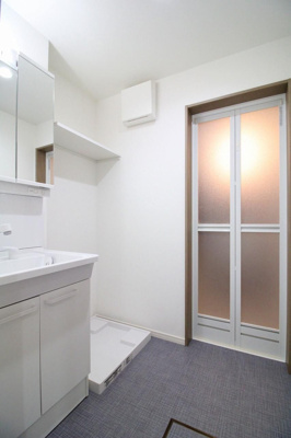【独立洗面台】 | (仮称)東区土井B棟 | 別号室の写真になります。現況優先。