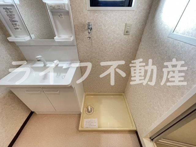 フェルザ長田の洗面所|コンパクトで使いやすい洗面所