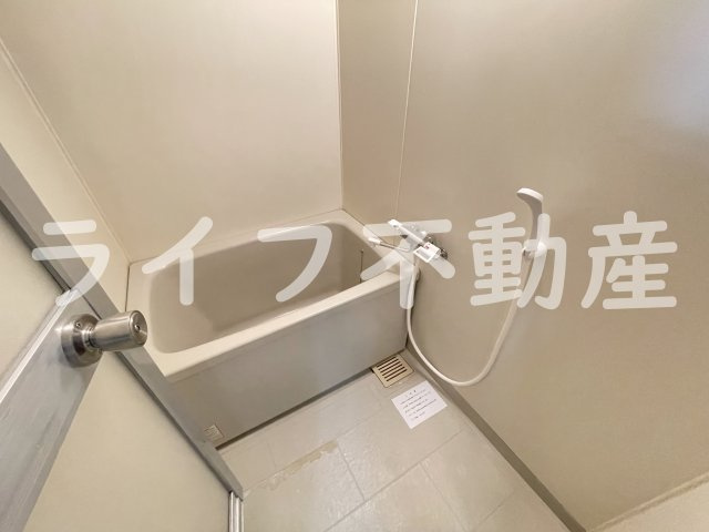 フェルザ長田の浴室|コンパクトで使いやすいお風呂です