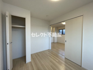 【内装】 | グーラテース壱番館 | スペースが確保できる洗面所です