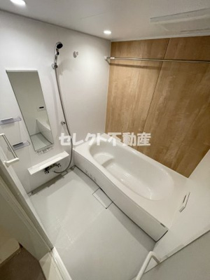 【浴室】 | グーラテース壱番館 | 落ち着いた空間のお風呂です