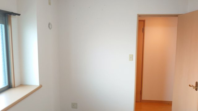 ルネス荒木一番館の洋室
