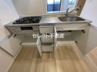 【洋室】 | グーラテース弐番館