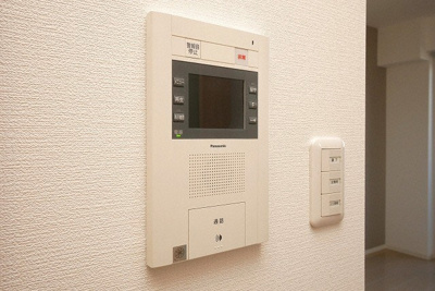 【セキュリティ】 | レジュールアッシュ梅田ネクス | TⅤモニタ付きインターホン