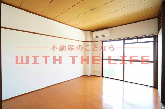 ニューロイヤルビル【キャッシュバック対象物件】の寝室|寝室にぴったりのお部屋です