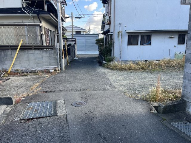 泉南市岡田5丁目土地の前面道路含む現地写真