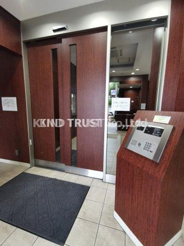 グレンパーク梅田北のエントランス|ゆとりのあるエントランスです