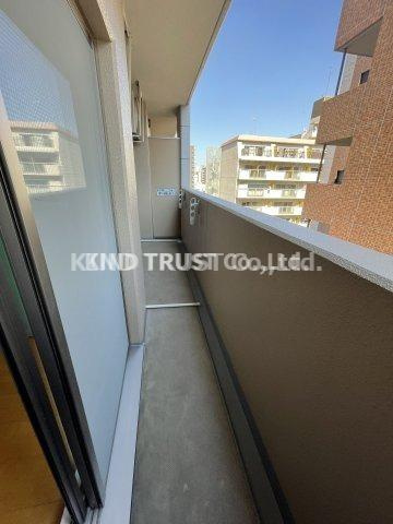 グレンパーク梅田北のバルコニー|お洗濯にも便利なバルコニー付き