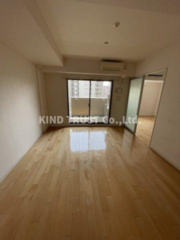 グレンパーク梅田北の居間・リビング|使いやすい居間です