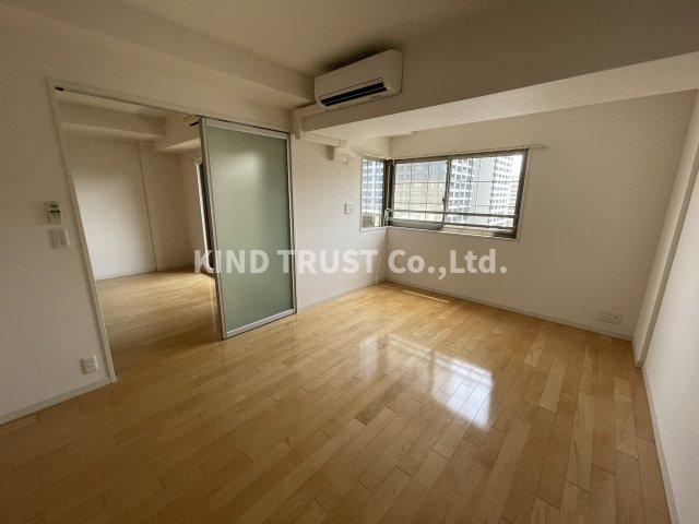 グレンパーク梅田北の居間・リビング|ゆったりとした居間です