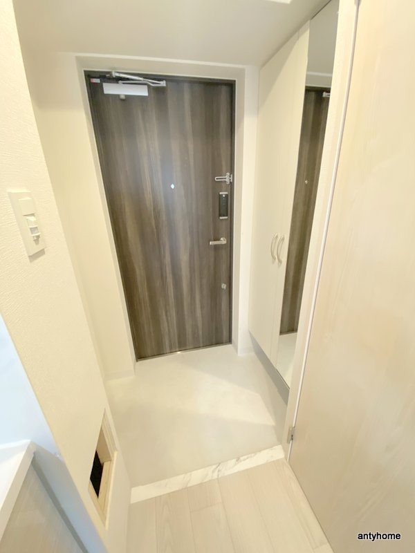 エスリードレジデンス梅田マークス 仲介手数料無料の玄関