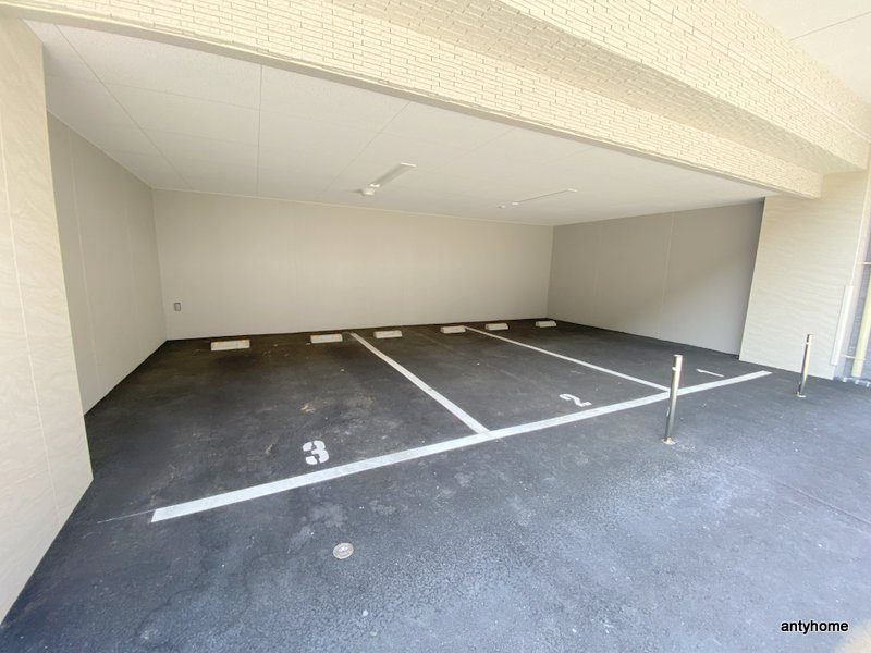 エスリードレジデンス梅田マークス 仲介手数料無料の駐車場