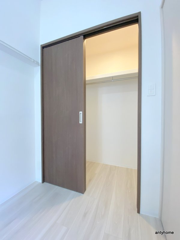 エスリードレジデンス梅田マークス 仲介手数料無料の収納