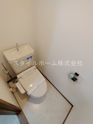 【トイレ】 | パークハウス南牛川 | 別部屋写真です。
