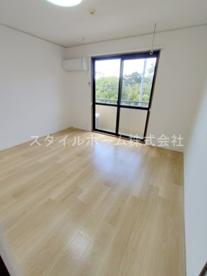 【内装】 | パークハウス南牛川 | 別部屋写真です。
