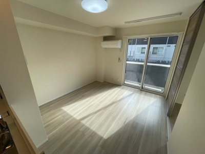 【居間・リビング】 | コンフォール西小鷹野Ⅲ | 別部屋写真です。