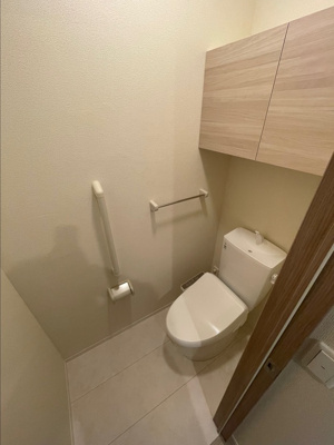 【トイレ】 | コンフォール西小鷹野Ⅲ | 別部屋写真です。