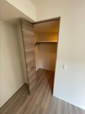 【収納】 | コンフォール西小鷹野Ⅲ | 別部屋写真です。