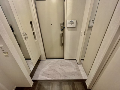 【玄関】 | ラ・フォレ