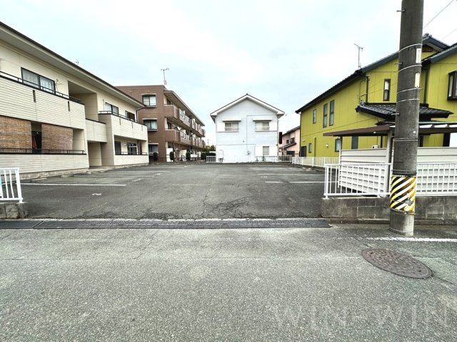 サンハイム鈴木 Bの駐車場