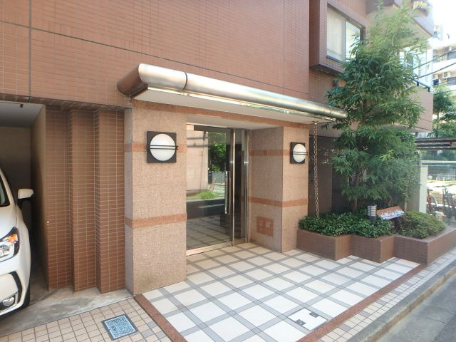 パークヒルズ武蔵小杉のエントランス