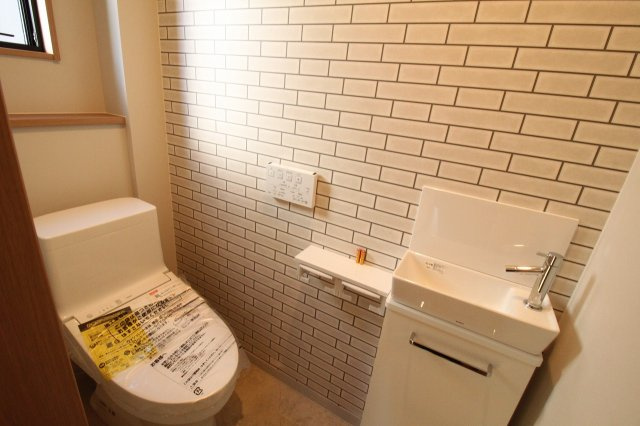朝倉本町　新築戸建　中号地（全3区画）　のトイレ|1F