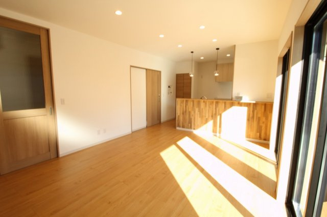 朝倉本町　新築戸建　中号地（全3区画）　の居間・リビング|ＬＤＫ　15.67帖