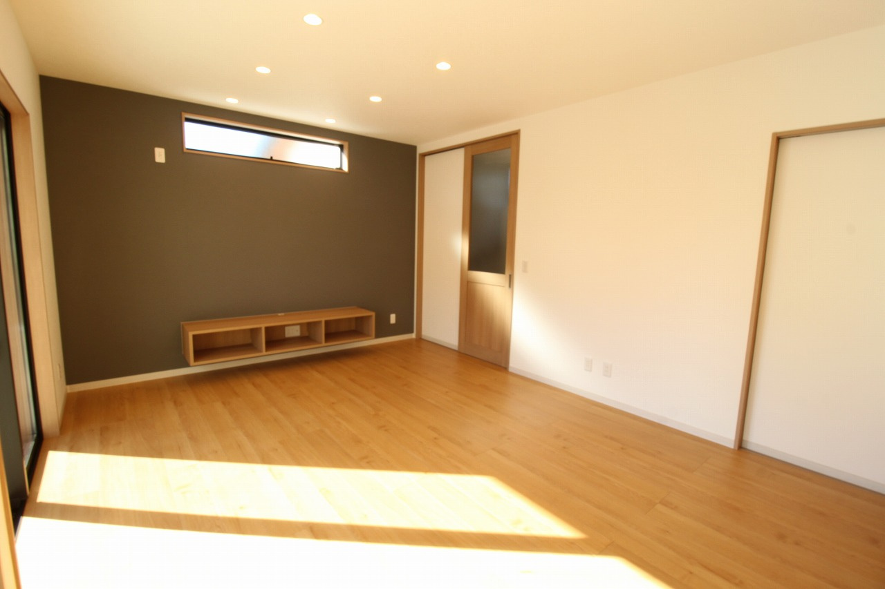 朝倉本町　新築戸建　中号地（全3区画）　の居間・リビング|ＬＤＫ　15.67帖