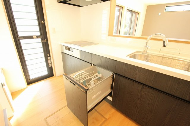 朝倉本町　新築戸建　中号地（全3区画）　のキッチン|食器洗浄乾燥機