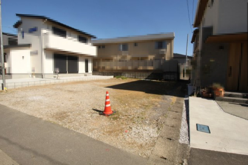 朝倉本町　新築戸建　南号地　太陽光発電5.28kw（全3区画）の外観|南号地　土地面積　131.65㎡　（約39.82坪）