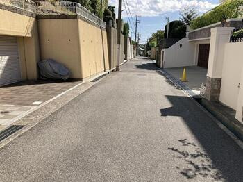 【前面道路含む現地写真】 | 西宮市　松ヶ丘町　中古戸建