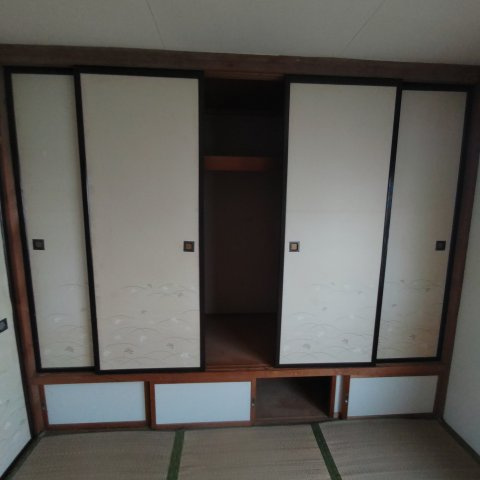 三條アパートの収納