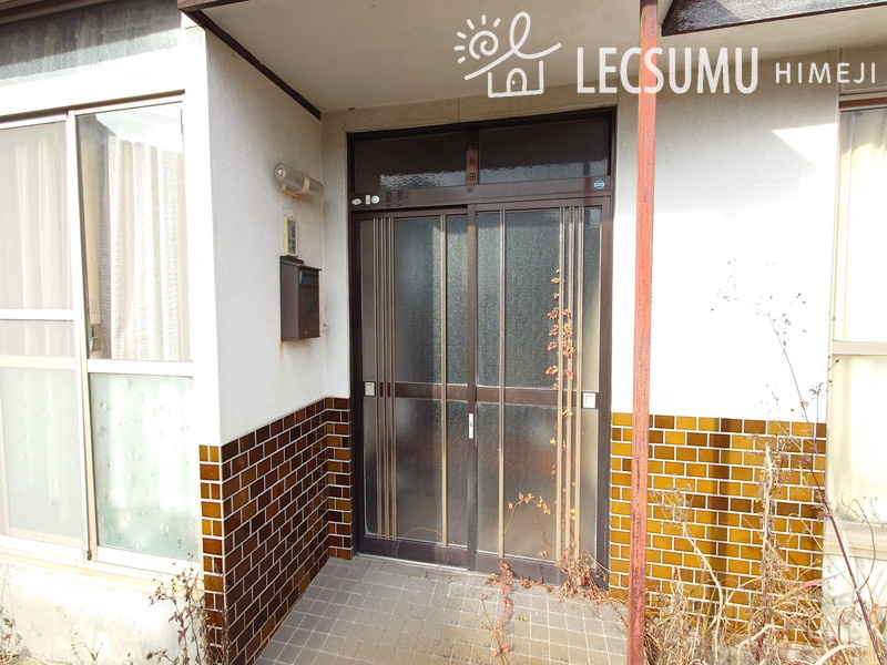 姫路市夢前町莇野／中古戸建の玄関