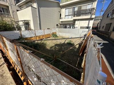 【外観】 | 花園巽南町　売土地（建築条件付） | 小さなお子様も通いやすい花園小学校まで徒歩10分圏内です♪