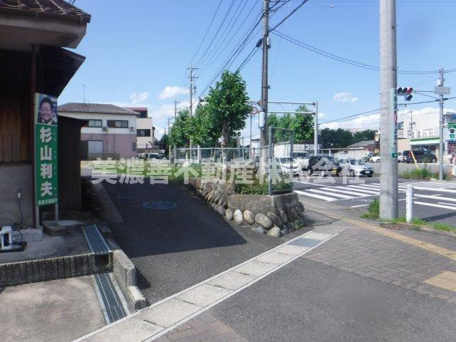 ５６１７４　岐阜市鷺山土地の外観