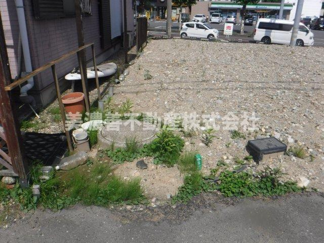 ５６１７４　岐阜市鷺山土地の外観
