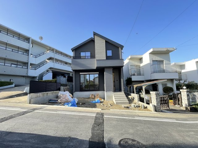 KIS千種区光が丘3期｜名古屋市の戸建ならホームアップの駐車場|並列2台駐車可能