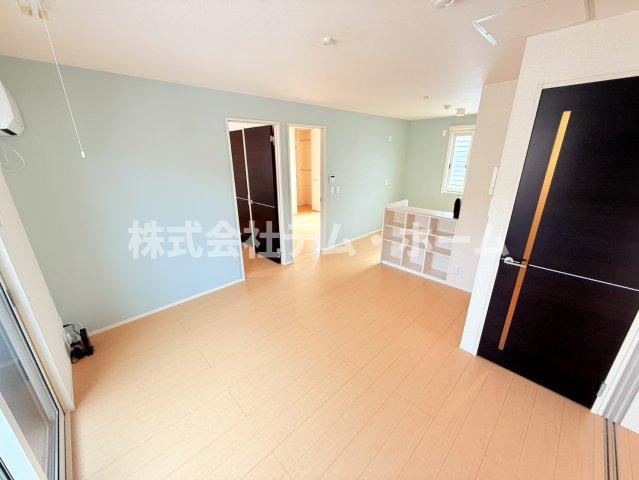 【居間・リビング】 | コージーコート法善寺 | ゆったりとしたリビングです
