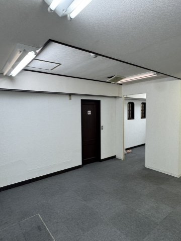 【内装】 | 法友会館