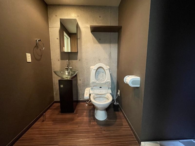 【洗面所】 | アソシアグロッツォ平尾TheCity | 別号室の写真になります。現況優先。