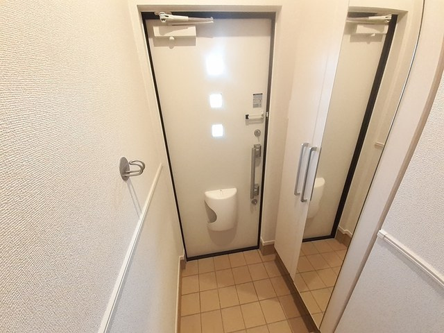 シェラメスⅢBの玄関