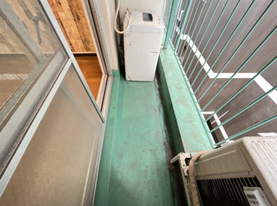 【バルコニー】 | エバーグリーン新大阪 | バルコニーがあります