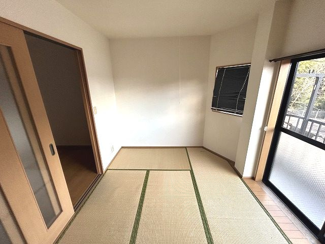 セレクションジュンの和室|和室ならではの温かな和の空間で寛ぎの時間を過ごせます